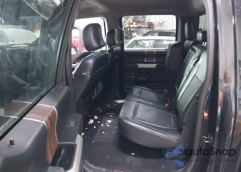 2016 Ford F-150 Lariat z USA, uszkodzony, nr VIN 1FTEW1EG8GKF51825